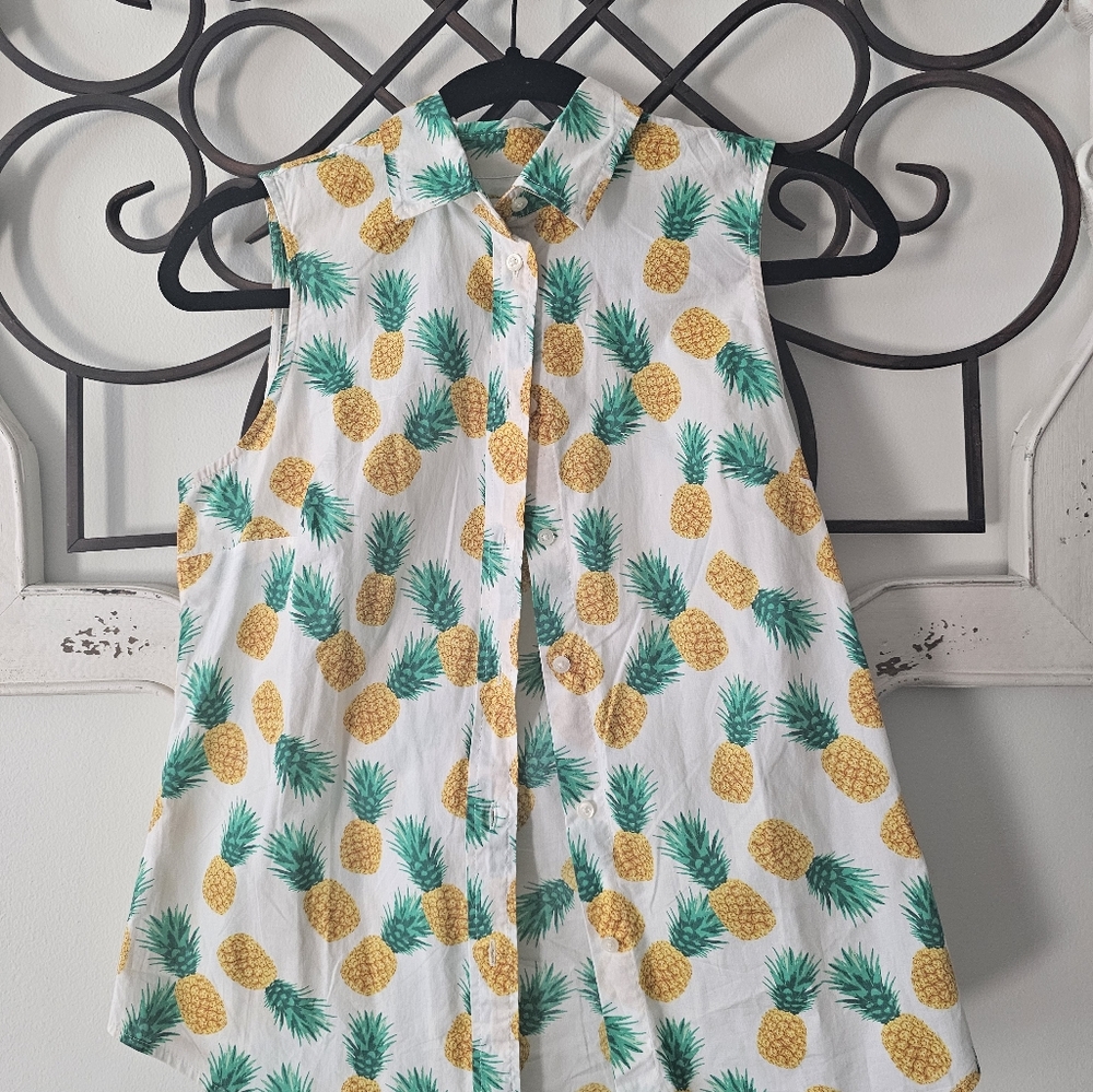 J.Crew Mercantile Women's Sleeveless Cotton Poplin Shirt in Pineapple White